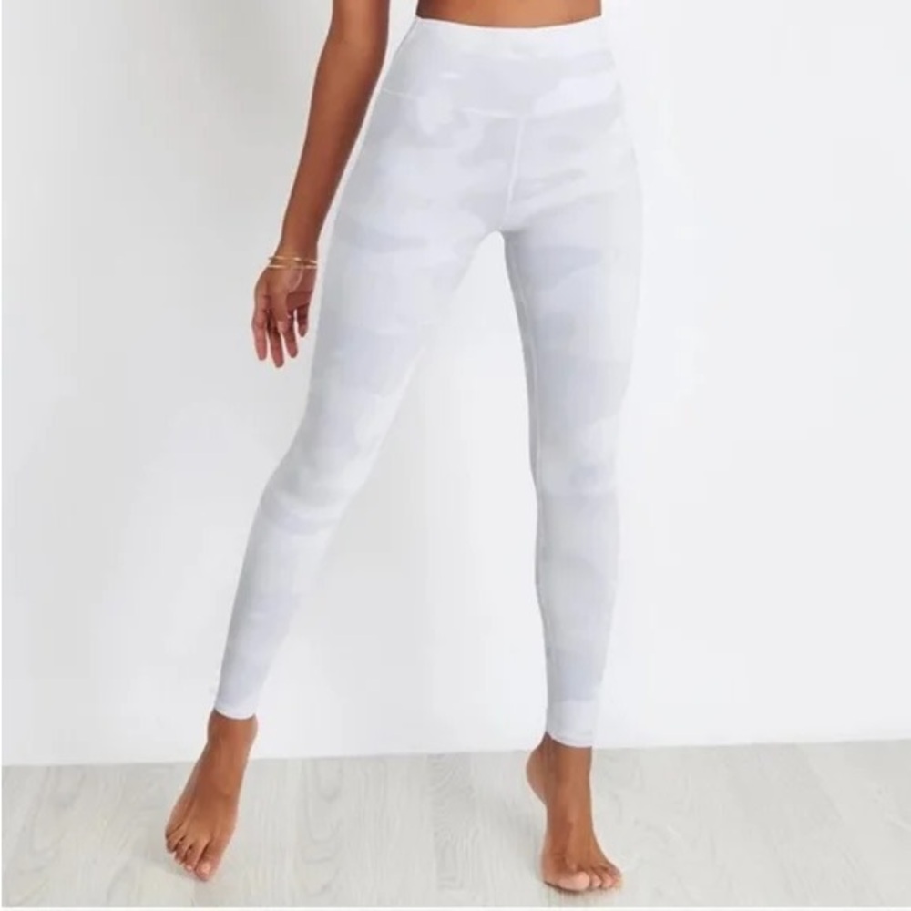 ALO Yoga White Leggings